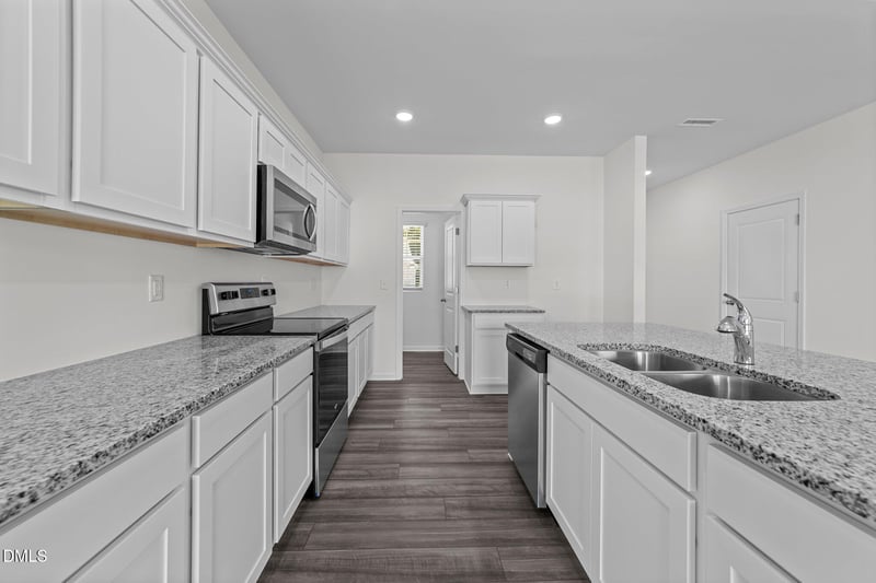 25 Rolling Star Ct, Louisburg, NC 27549