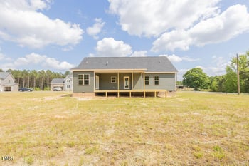 25 Sanders Farm Dr, Smithfield, NC 27577
