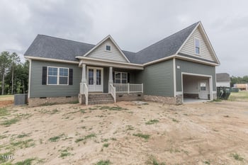 25 Sanders Farm Dr, Smithfield, NC 27577