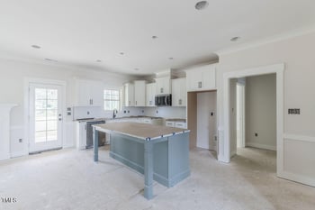 25 Sanders Farm Dr, Smithfield, NC 27577