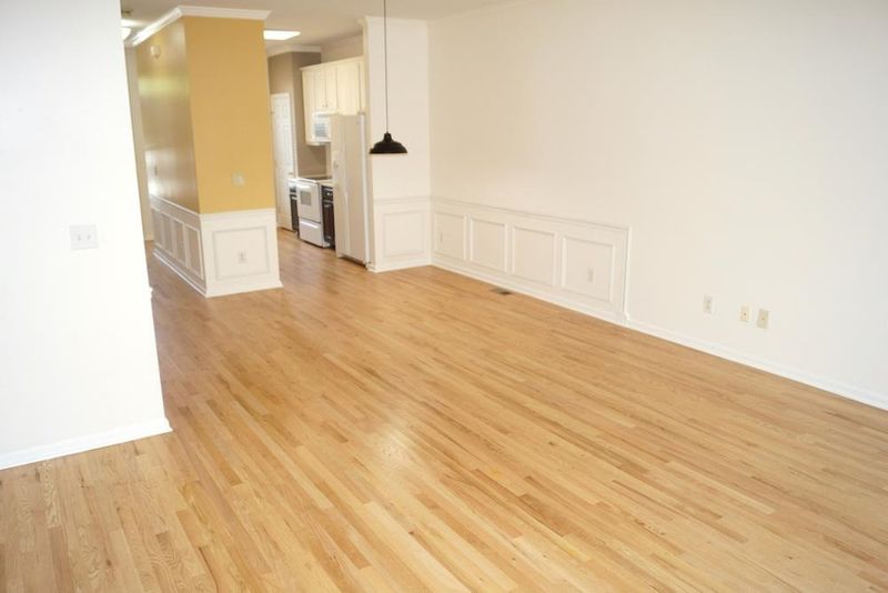 25 Scottish Ln, Durham, NC 27707