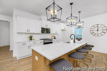 25 Silent Bend Dr #255, Clayton, NC 27527