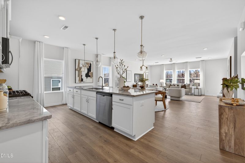 25 Silent Bend Dr #255, Clayton, NC 27527