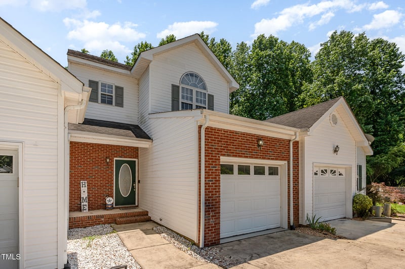 25 Silver Pl #Apt B, Angier, NC 27501