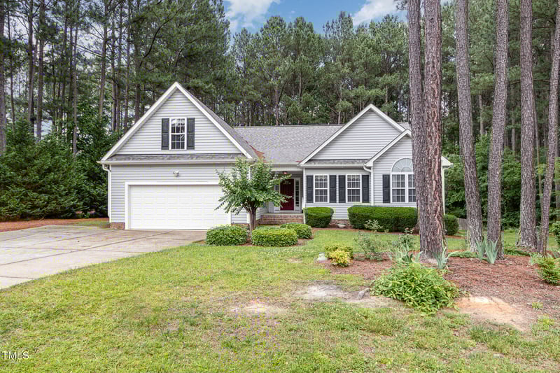 25 Spicetree Ct, Youngsville, NC 27596
