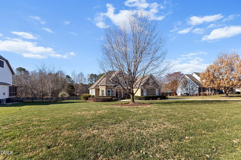 25 Sunflower Meadows Ln, Wake Forest, NC 27587