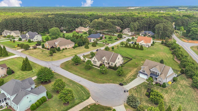 25 Westbourne Ln, Youngsville, NC 27596