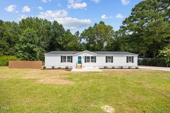 250 Allen Dr, Fuquay Varina, NC 27526