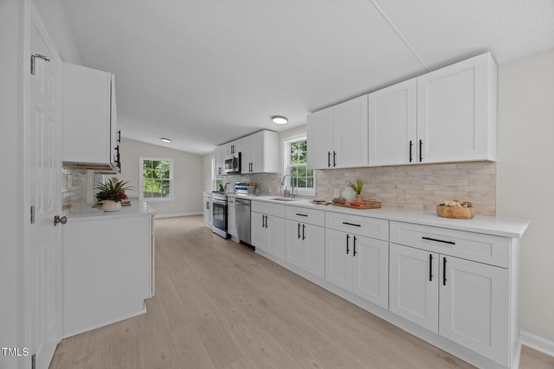 250 Allen Dr, Fuquay Varina, NC 27526