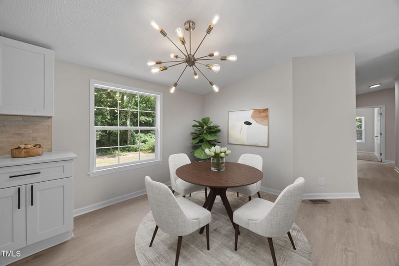 250 Allen Dr, Fuquay Varina, NC 27526
