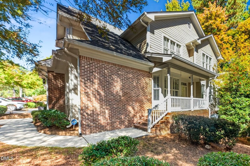250 Ashton Hall Ln, Raleigh, NC 27609