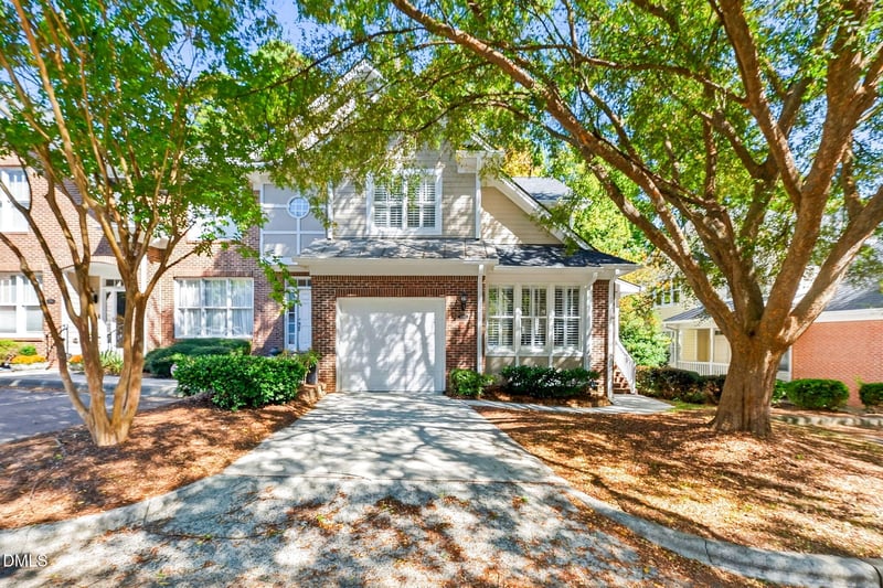 250 Ashton Hall Ln, Raleigh, NC 27609