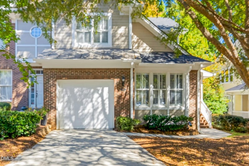 250 Ashton Hall Ln, Raleigh, NC 27609