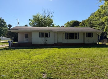 250 Carrie St, Coats, NC 27521
