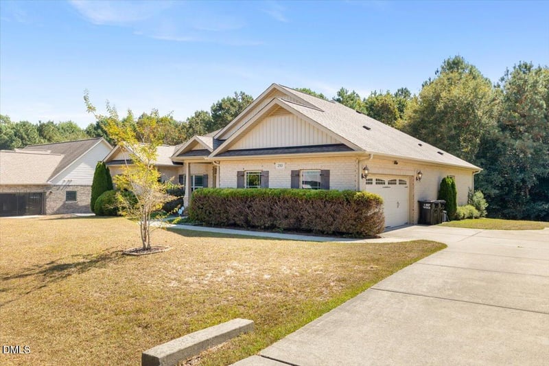 250 Crosscreek Ln, Angier, NC 27501