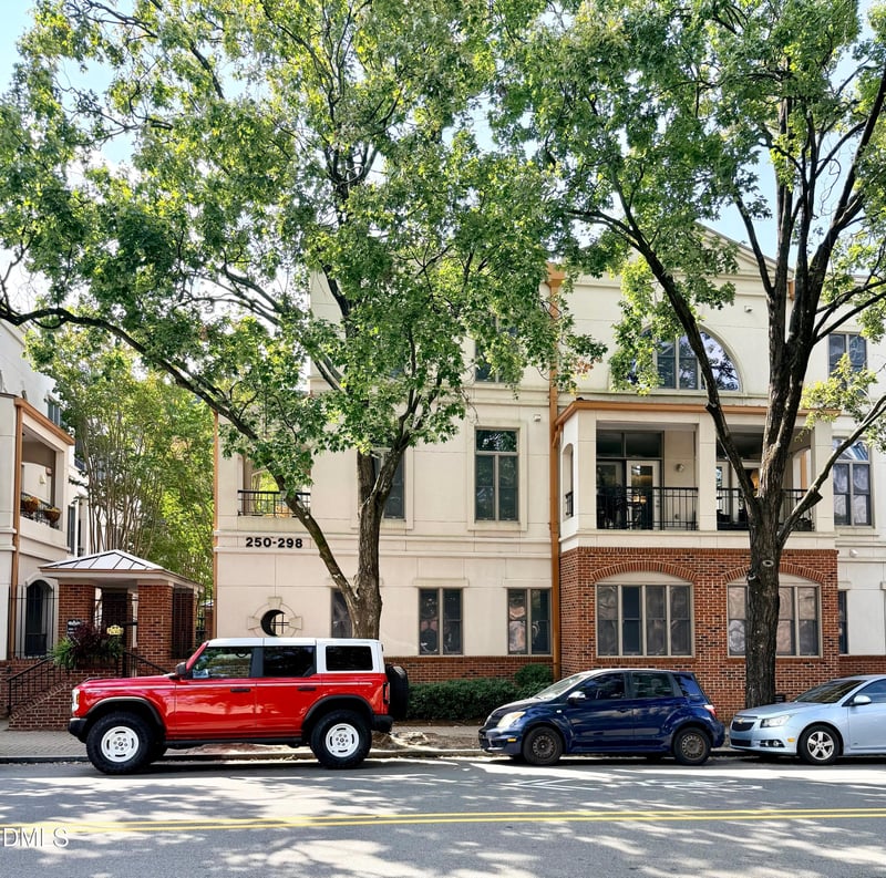 250 E Davie St, Raleigh, NC 27601