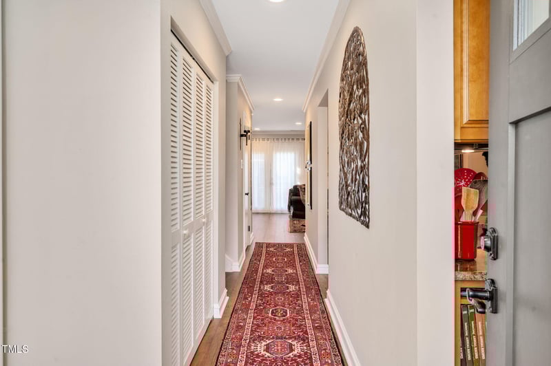 250 Estes Dr #10, Chapel Hill, NC 27514