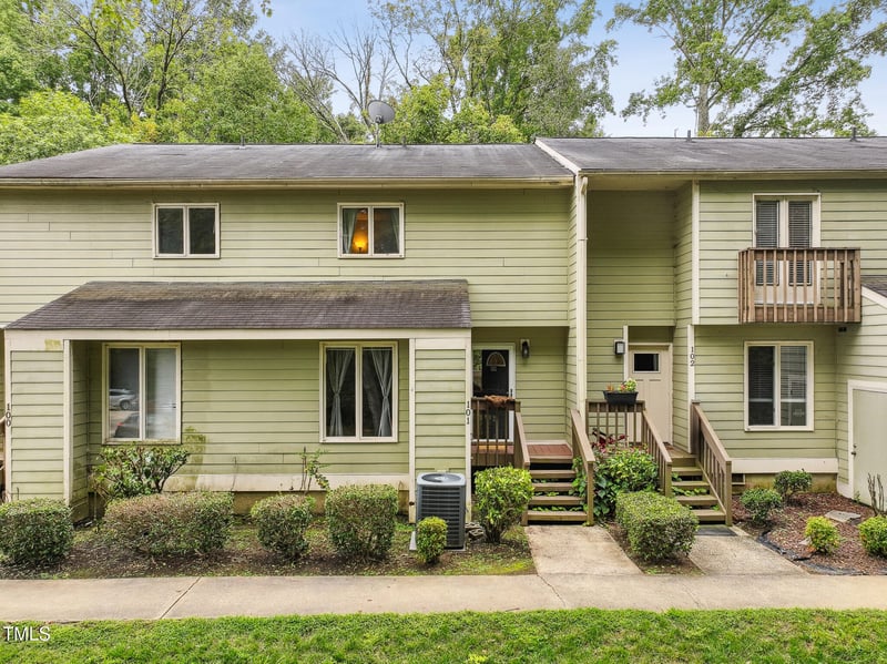 250 Estes Dr #101, Chapel Hill, NC 27514