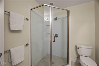 250 Estes Dr #11, Chapel Hill, NC 27514