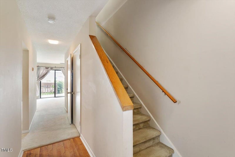250 Estes Dr #31, Chapel Hill, NC 27514