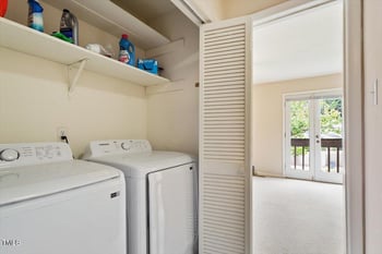 250 Estes Dr #31, Chapel Hill, NC 27514