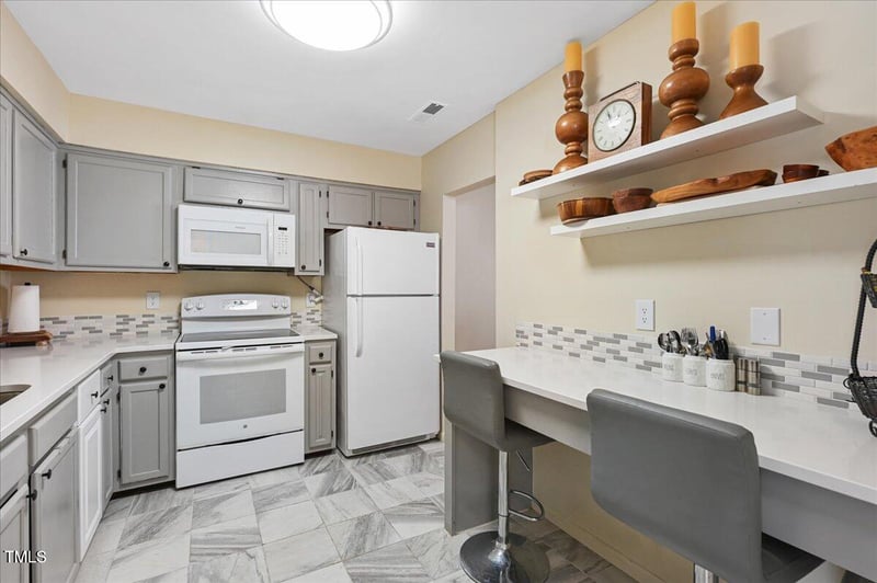250 Estes Dr #Apt 115, Chapel Hill, NC 27514