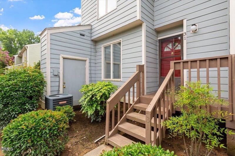 250 Estes Dr #Apt 31, Chapel Hill, NC 27514