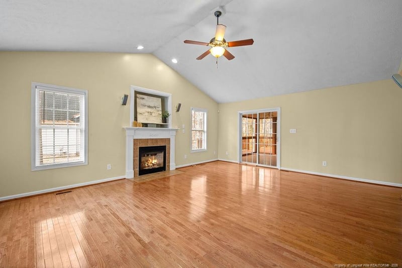 250 Maplewood Dr, Sanford, NC 27332