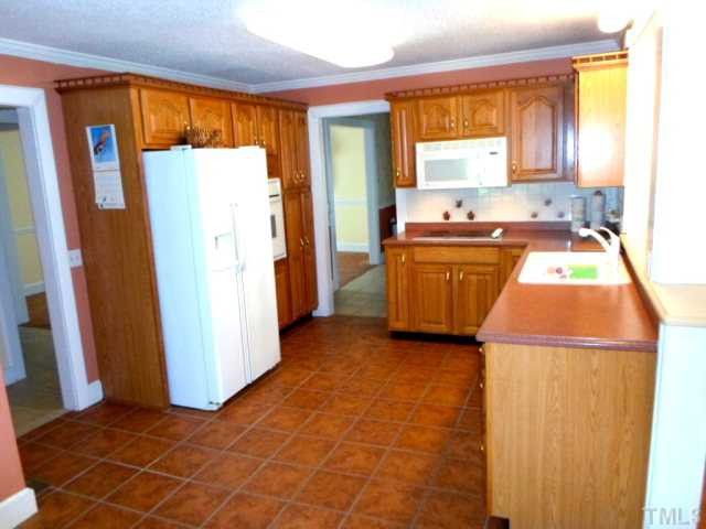 250 Oakleaf Rd, Sanford, NC 27332