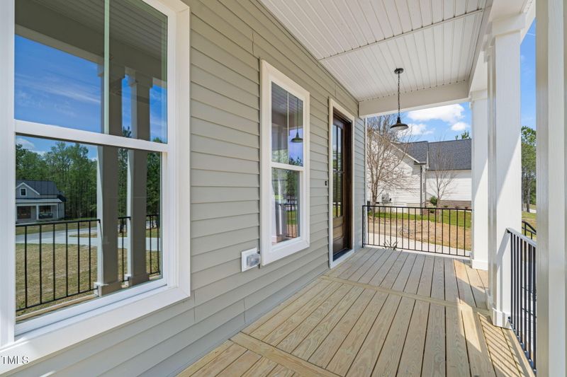250 Pilot Ridge Rd, Zebulon, NC 27597