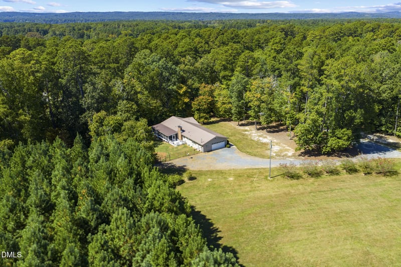 250 Rays Dr, Apex, NC 27523