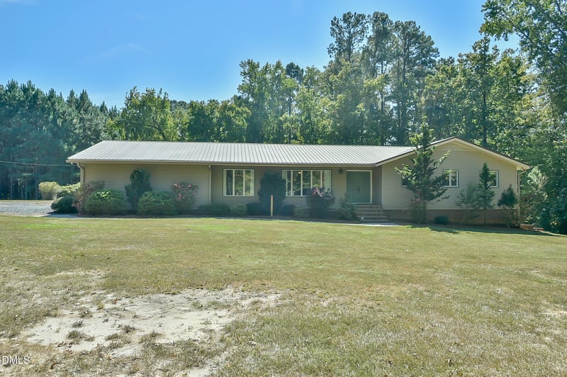 250 Rays Dr, Apex, NC 27523