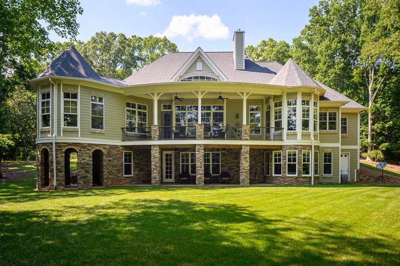 250 Revmont Dr, Pittsboro, NC 27312