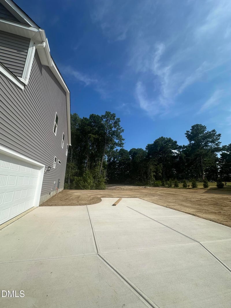 250 Rising Star Dr, Clayton, NC 27520