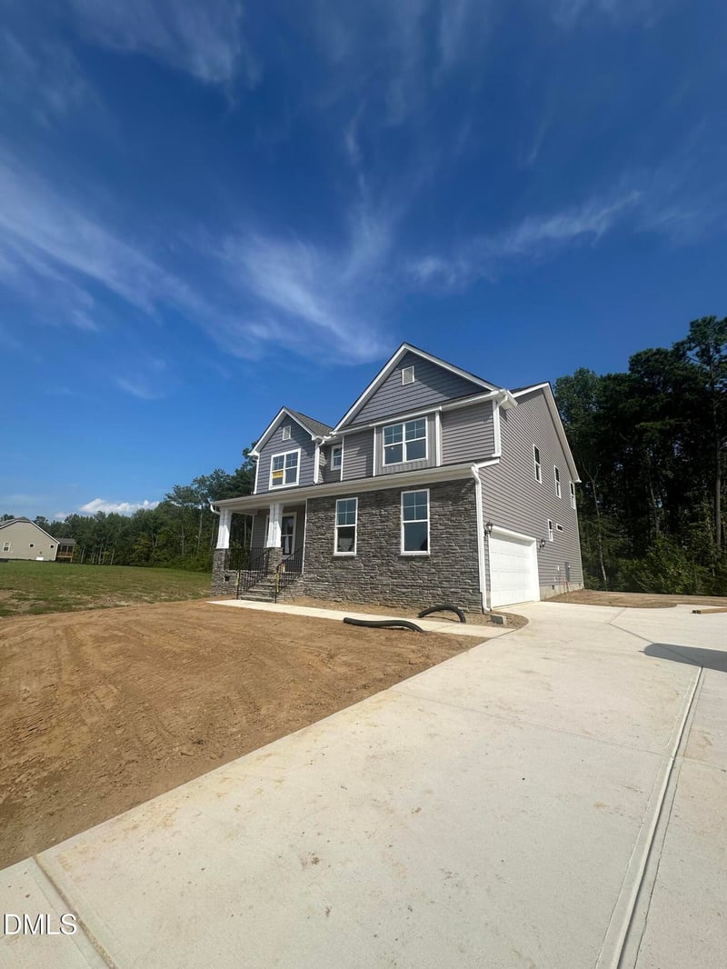 250 Rising Star Dr, Clayton, NC 27520