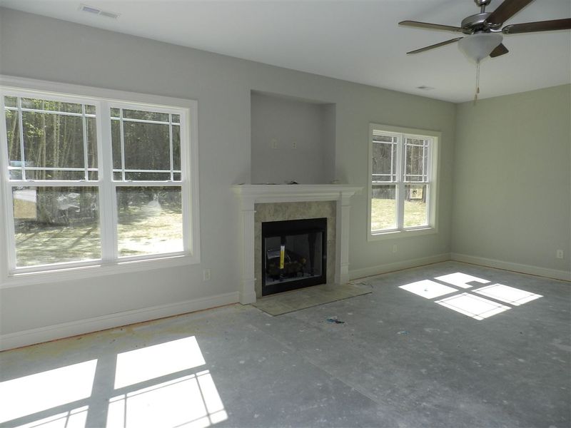250 Saylor Ridge Ln, Willow Springs, NC 27592