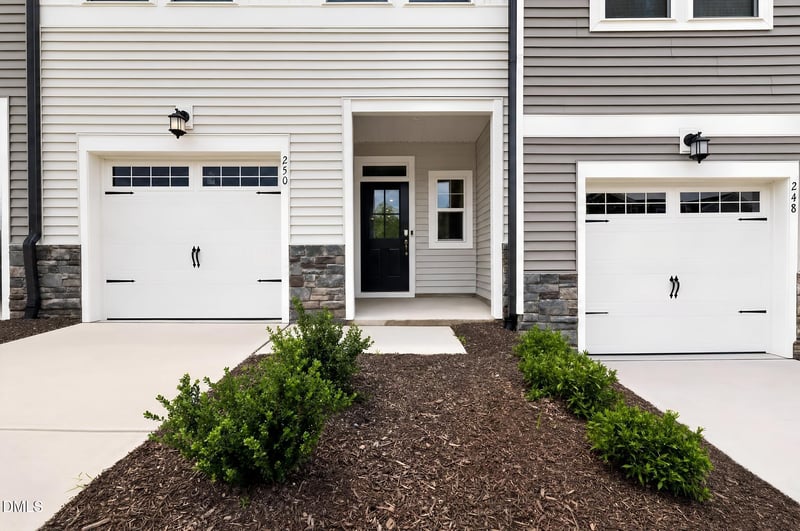 250 Snowfield Dr, Garner, NC 27529