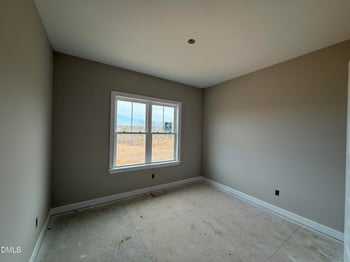 250 Tee Dr, Selma, NC 27576