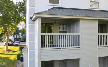 2500 Avent Ferry Rd #201, Raleigh, NC 27606
