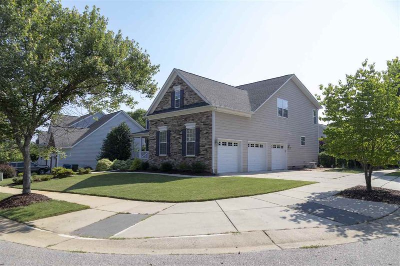 2500 Belden Pl, Raleigh, NC 27614