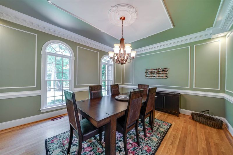 2500 Canonbie Ln, Wake Forest, NC 27587