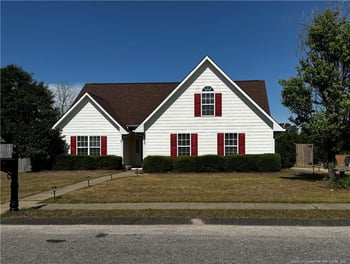 2500 Forest Lodge Dr, Fayetteville, NC 28306