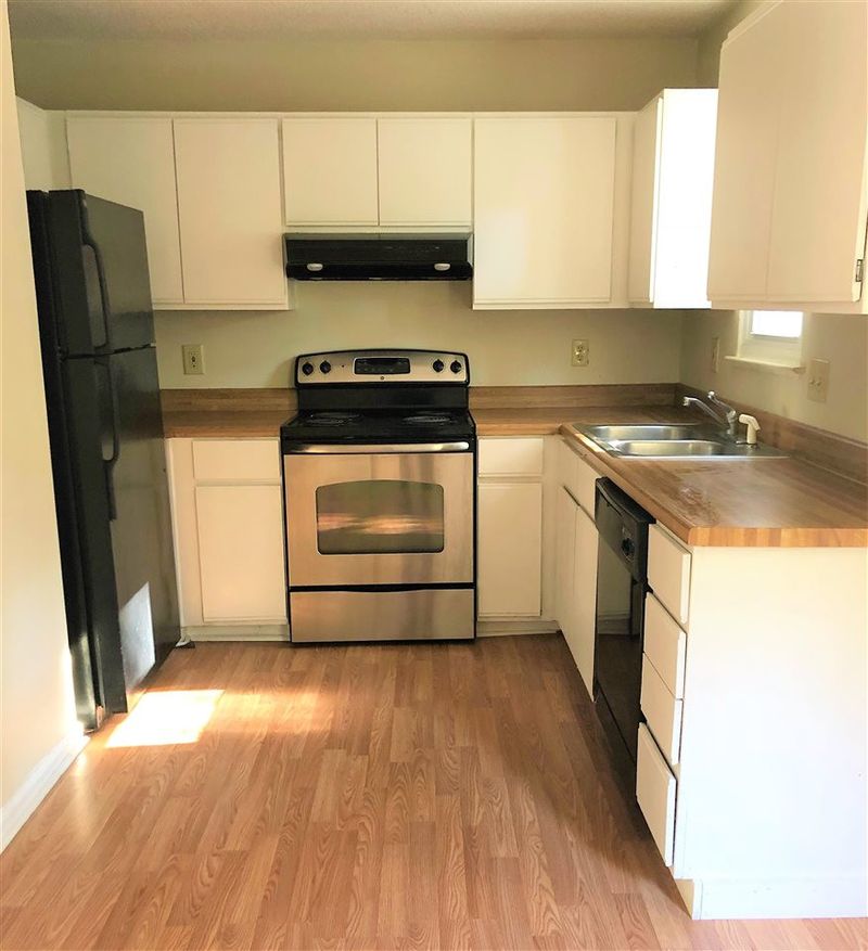 2500 Wedgedale Ave #1, Durham, NC 27703