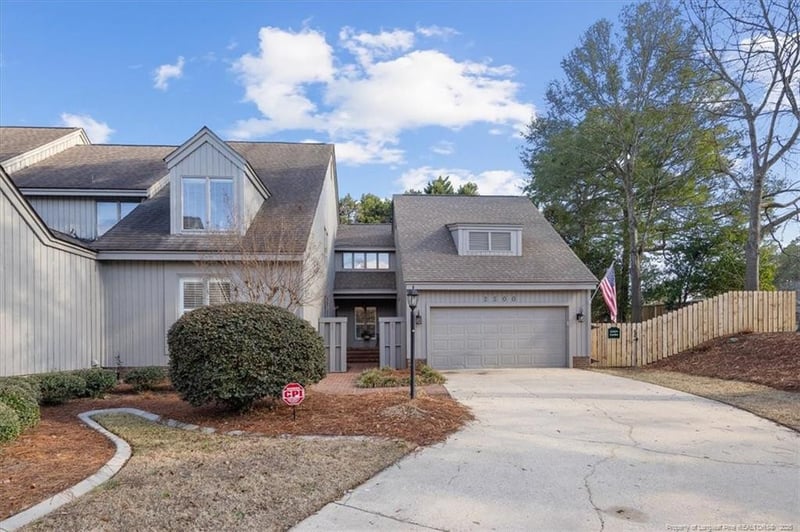 2500 Woodwind Dr, Fayetteville, NC 28304