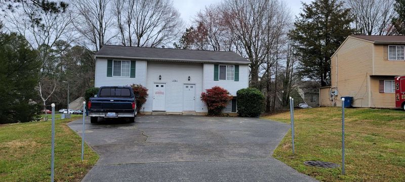 2501 Camellia Dr, Durham, NC 27707