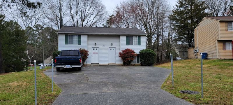 2501 Camellia Dr, Durham, NC 27707