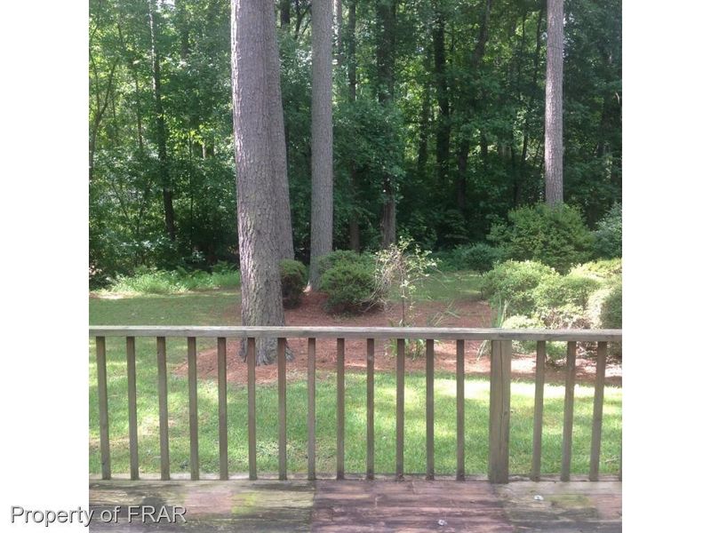 2501 Castleton Dr, Sanford, NC 27330