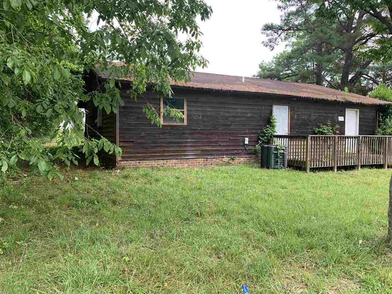 2501 Dearborn Dr, Durham, NC 27704