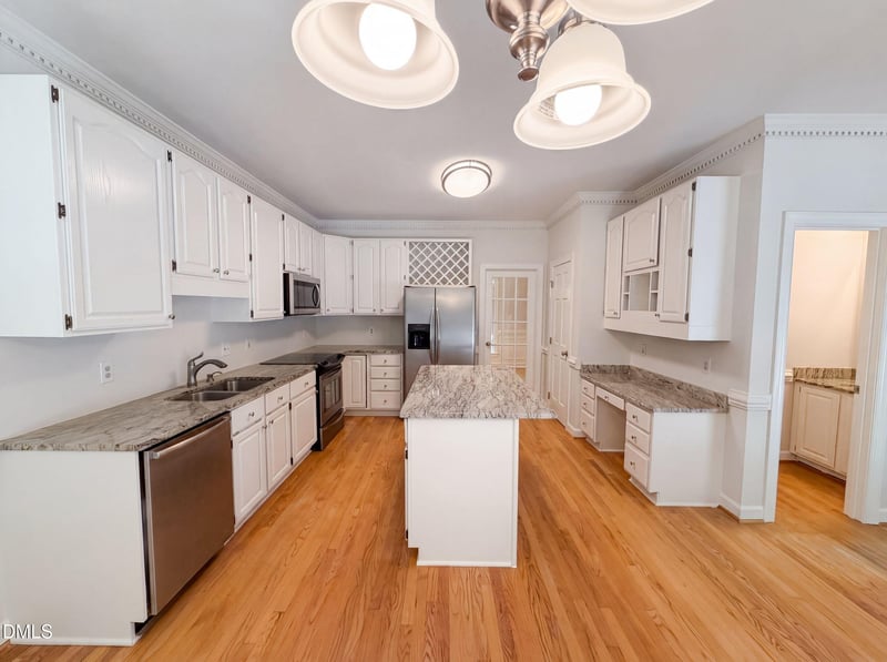 2501 Dunmore Ct, Wake Forest, NC 27587