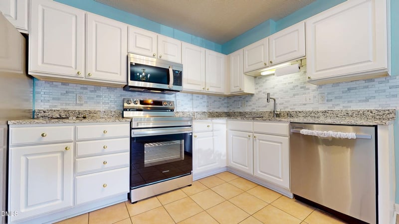 2501 Hunstcroft #100, Raleigh, NC 27617